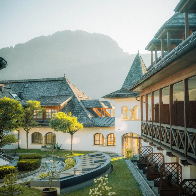 Den Frühling im Schlosshotel Kitzbühel verbringen